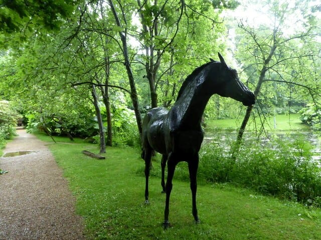 Hannah Peschar Sculpture Garden